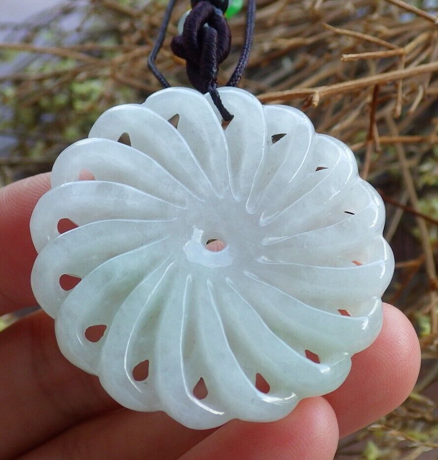 Certified Pale Lavender Green 100% Natural A Jade jadeite pendant Knotted Flower Necklace 花开富贵 524161 TN