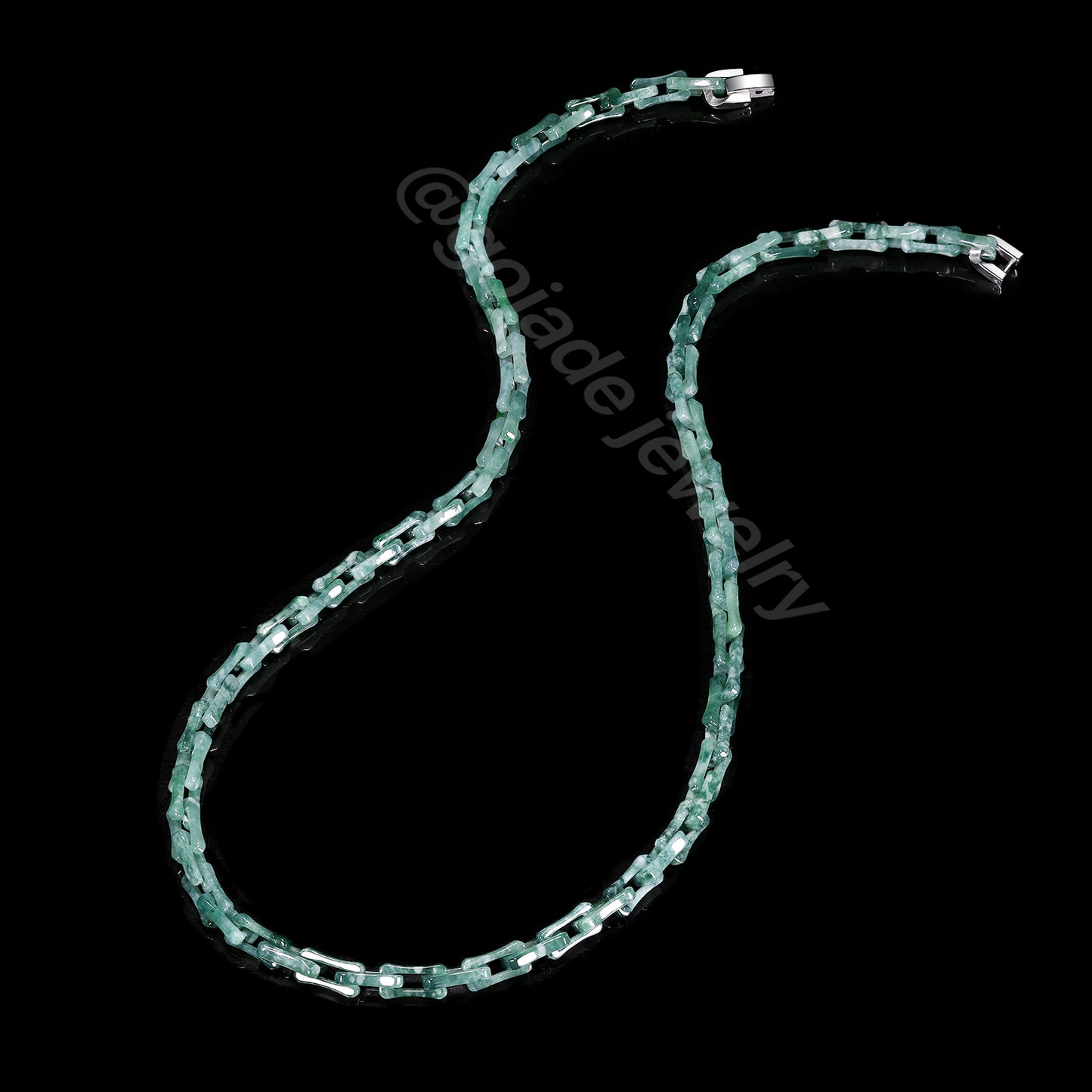 Hermès Necklace Jadeite