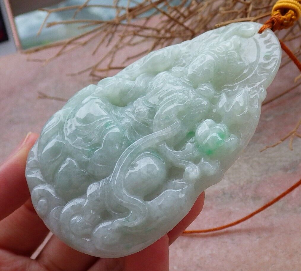 Certified Green 100% Natural A Jade jadeite pendant Guanyin Kwan Yin Lotus Flower Necklace 观音 519948 TN