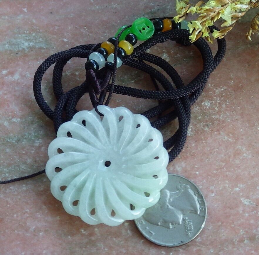 Certified Pale Lavender Green 100% Natural A Jade jadeite pendant Knotted Flower Necklace 花开富贵 524161 TN