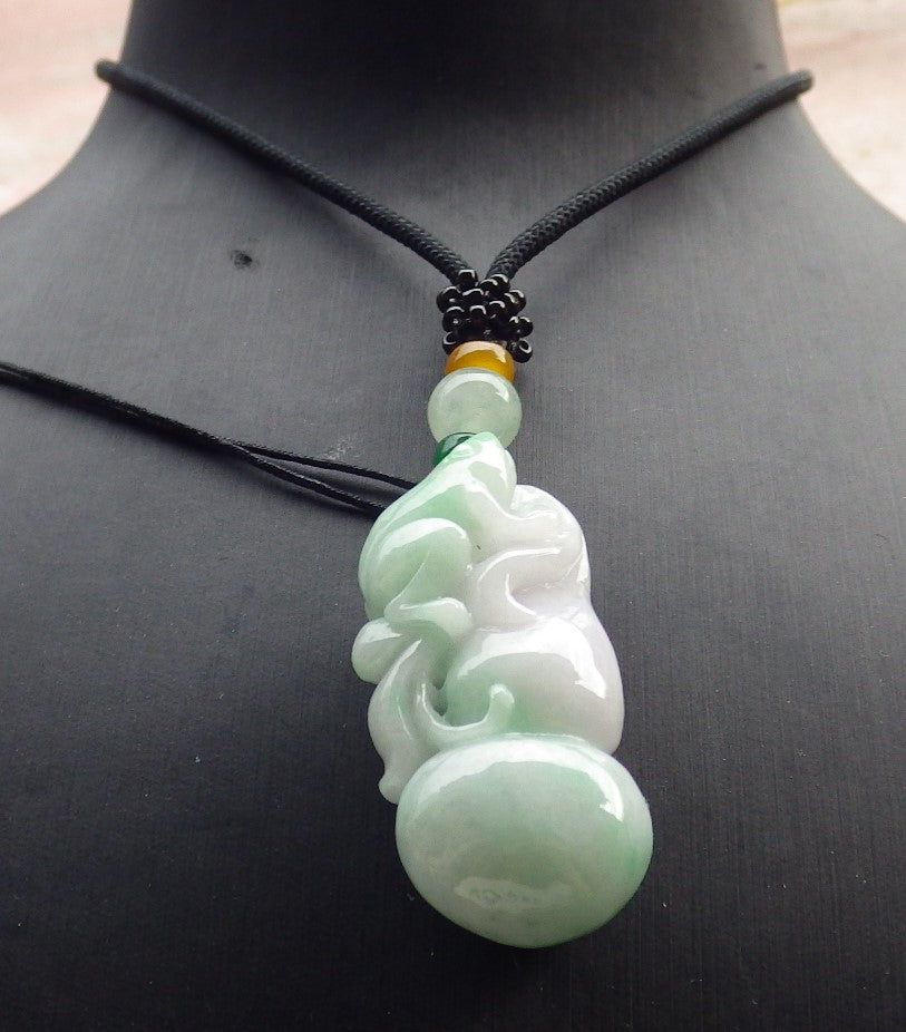 Certified Green Pale Lavender Burma 100% Natural A Jade jadeite Pendant Frog Toad Gourd Necklace 招财蟾 639431 TN