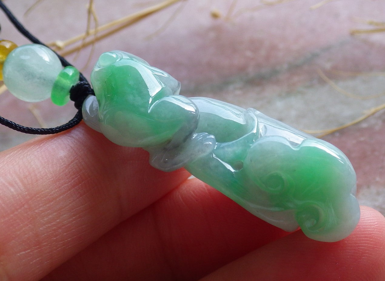 Certified Green Burma 100% Natural A Jade jadeite Pendant Frog Toad Ruyi Peach Necklace 招财蟾 639766 TN