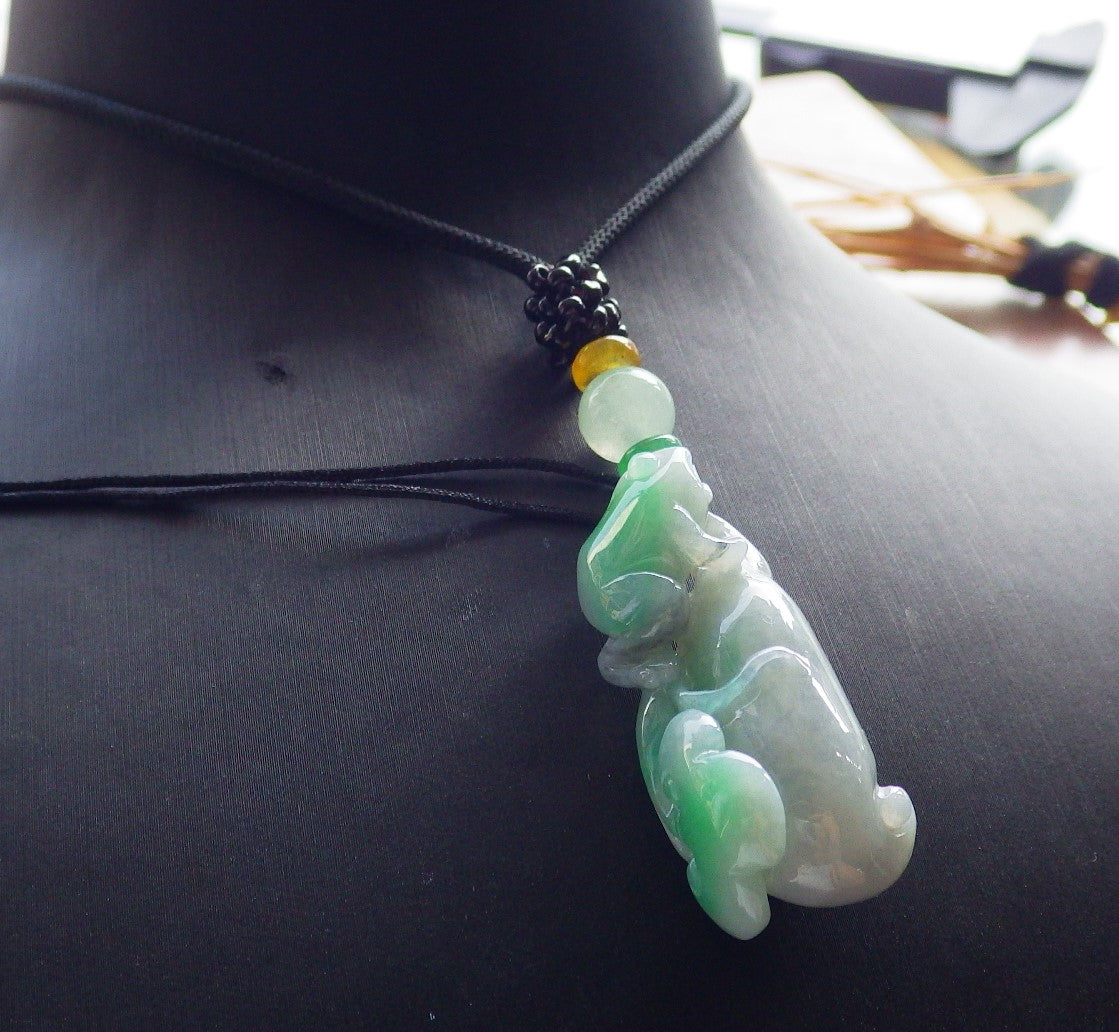 Certified Green Burma 100% Natural A Jade jadeite Pendant Frog Toad Ruyi Peach Necklace 招财蟾 639766 TN