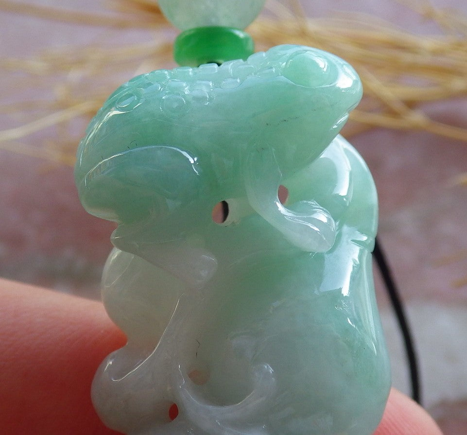 Certified Green Burma 100% Natural A Jade jadeite Pendant Frog Toad Gourd Coin Necklace 招财蟾 639820 TN