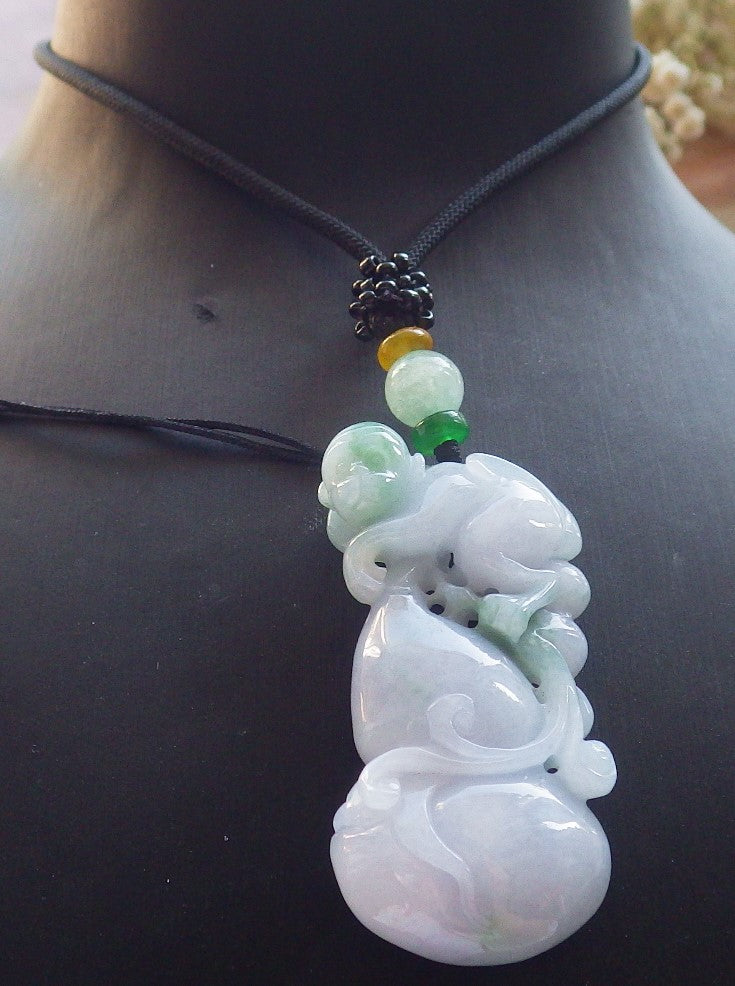 Certified Green Pale Lavender Burma 100% Natural A Jade jadeite Pendant Monkey Gourd Necklace 猴子 640160 TN