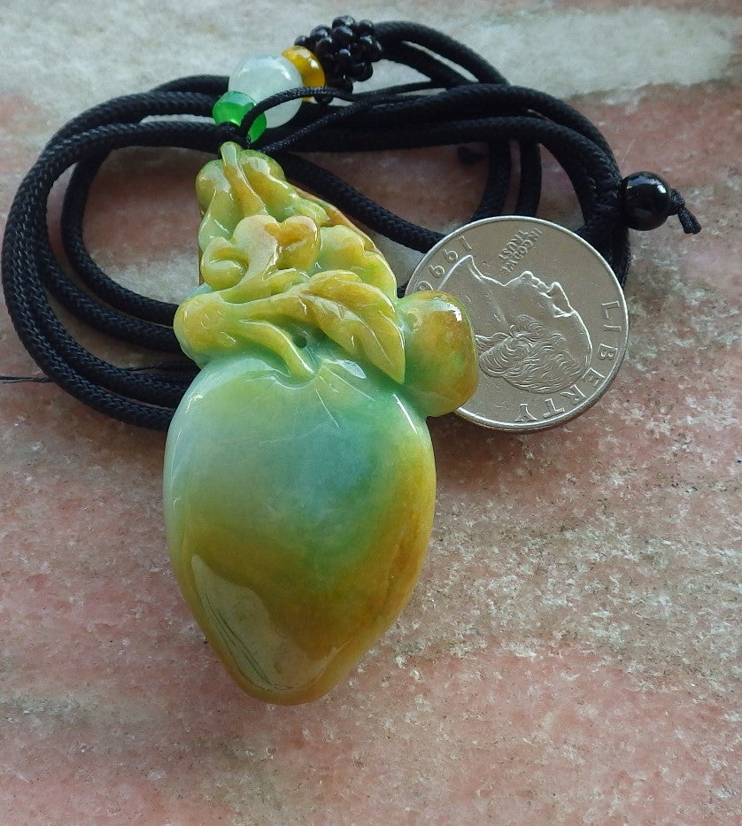 Certified Green Yellow Burma 100% Natural A Jade jadeite Pendant Monkey Peach Leaf Necklace 猴子 640508 TN