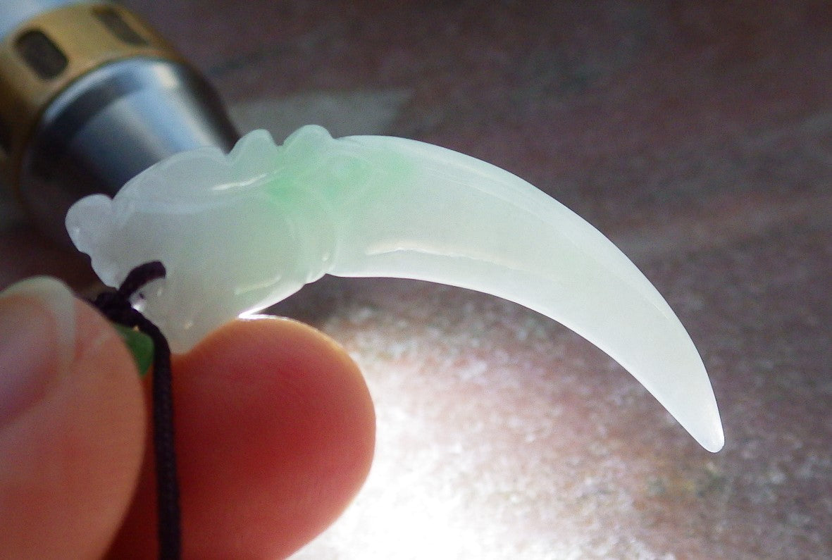 Certified Green Burma 100% Natural A Jade jadeite Pendant Dragon tooth Necklace 龙牙 642287 TN