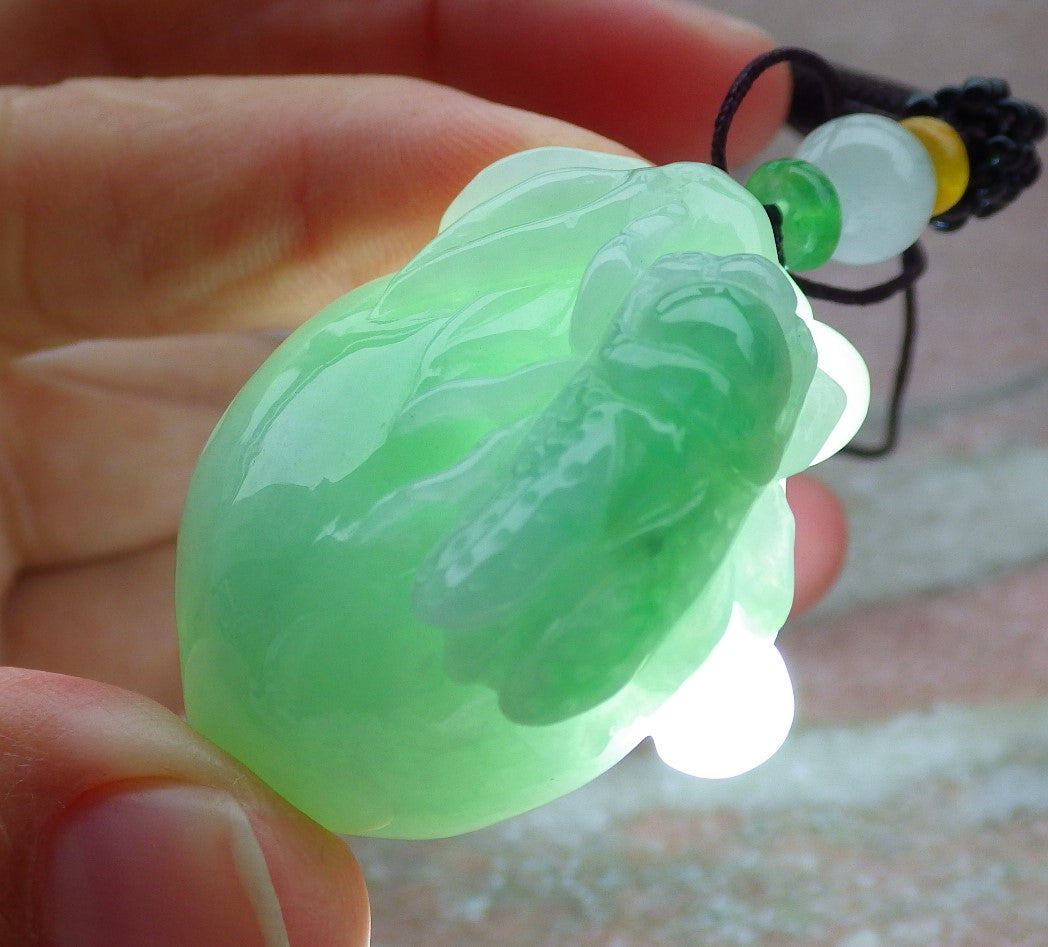 Certified Green Burma 100% Natural A Jade jadeite pendant Cicada Peach Necklace 蝉 一鸣惊人 643251 TN