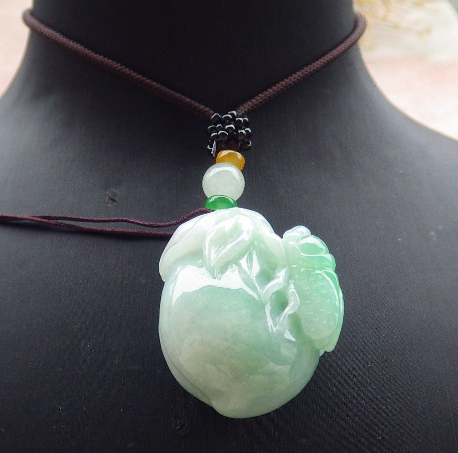 Certified Green Burma 100% Natural A Jade jadeite pendant Cicada Peach Necklace 蝉 一鸣惊人 643251 TN