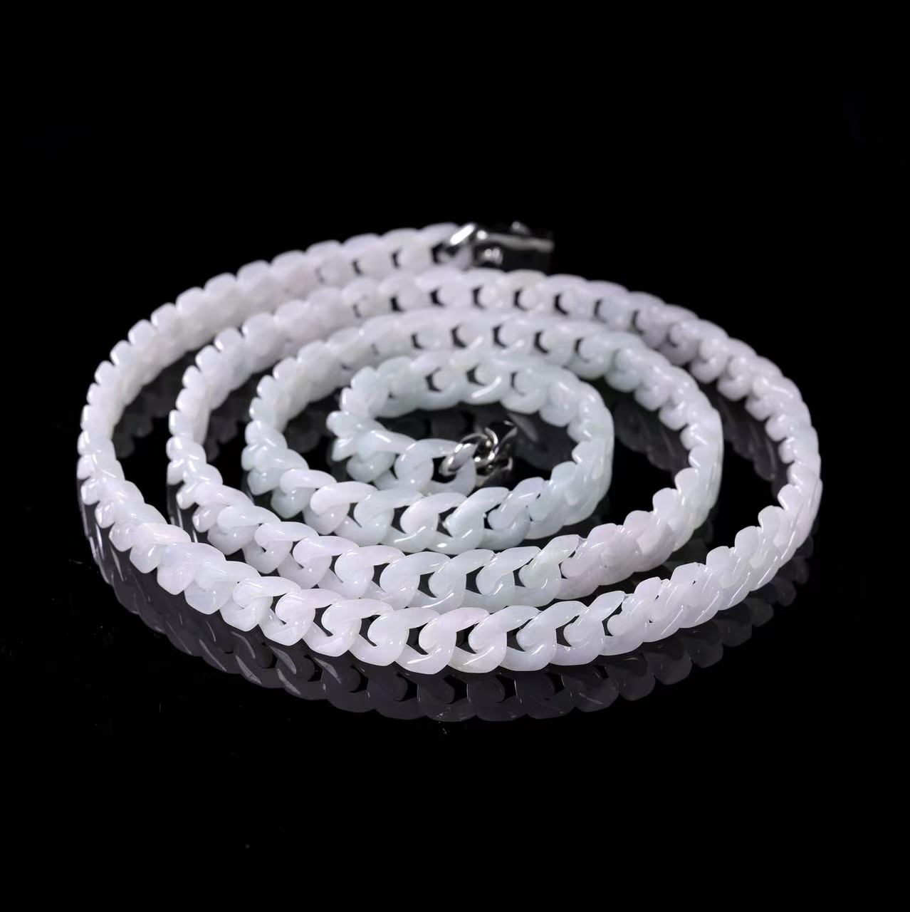 Cuban Style Necklace Jadeite