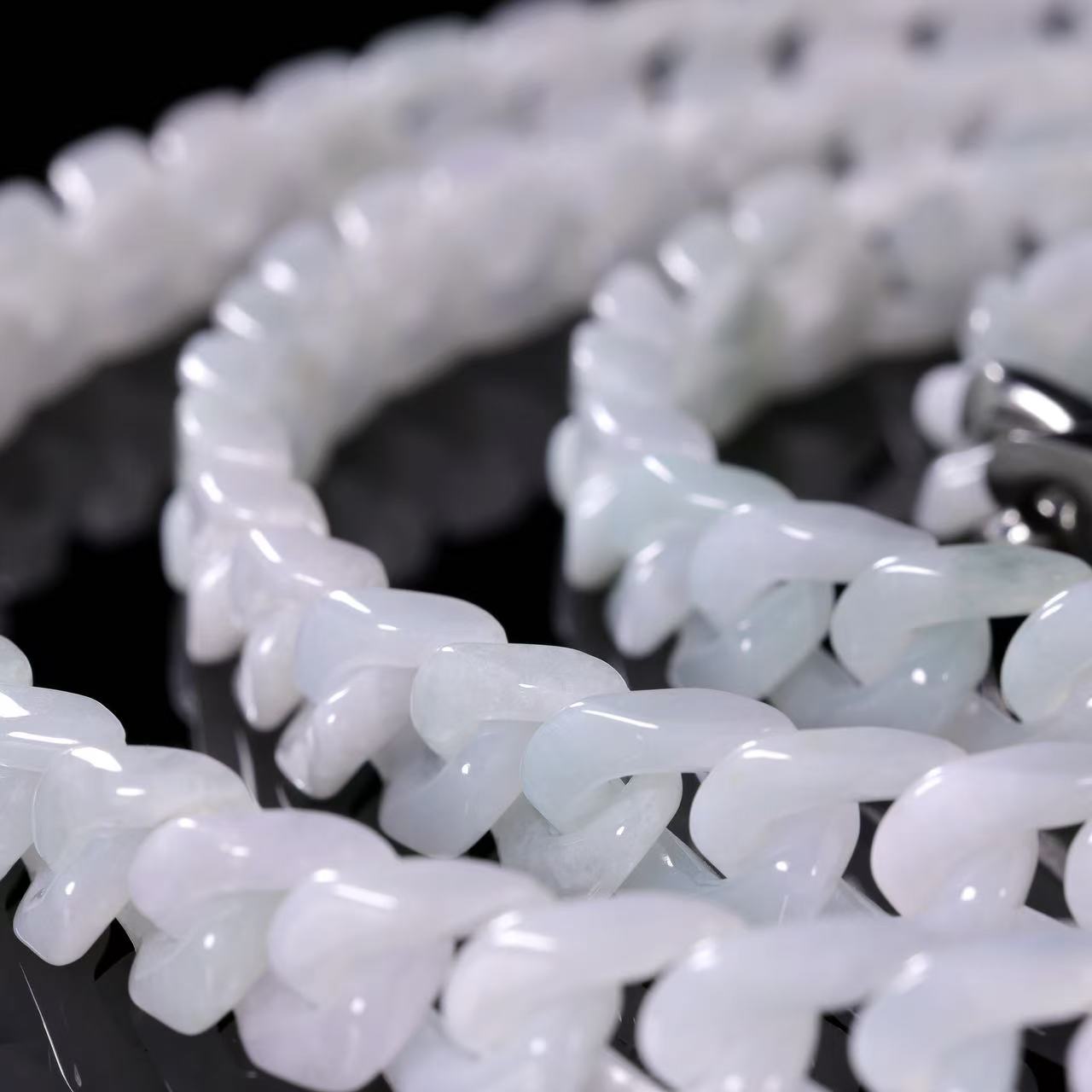 Cuban Style Necklace Jadeite