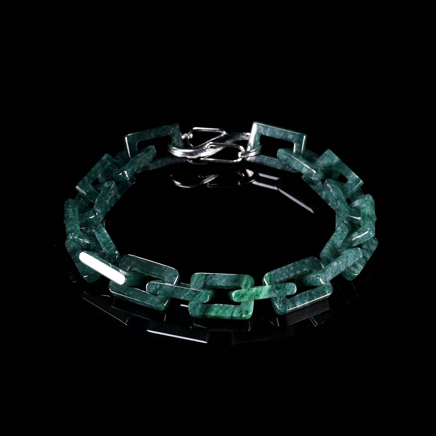 Hermès Fully Carved Bracelet 100% Natural Burma Jade Jadeite