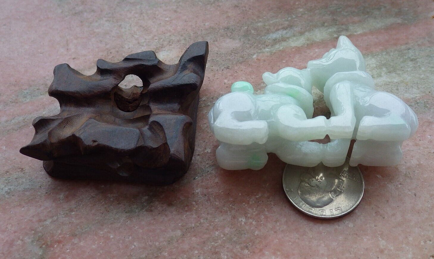 Certified Green Pale Lavender 100% Natural A Jade jadeite Display Pendant Twin Cat 招财猫 520700  TN ** Include woodstand **
