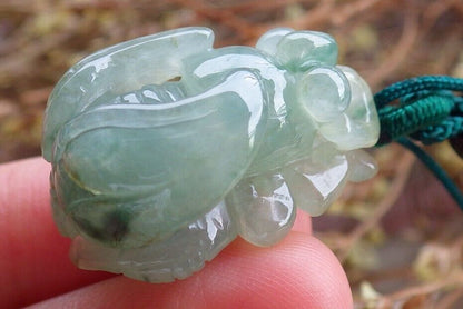 Certified Green 100% Natural A Jade jadeite Pendant Bee Necklace 蜜蜂 524228  TN