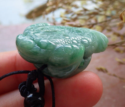 Certified Green Burma 100% Natural A Jade jadeite Pendant Frog Toad Money Coin Necklace 招财蟾 574770 TN