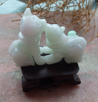 Certified Green Pale Lavender 100% Natural A Jade jadeite Display Pendant Twin Cat 招财猫 520700  TN ** Include woodstand **