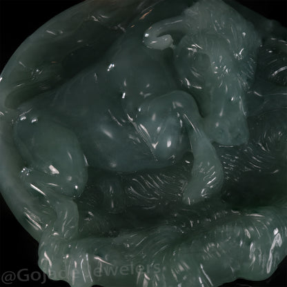 The Bullish Diligent and loyal Jadeite 100% Natural Burma Jade Jadeite With Certificated (S925 Silver Buckle)