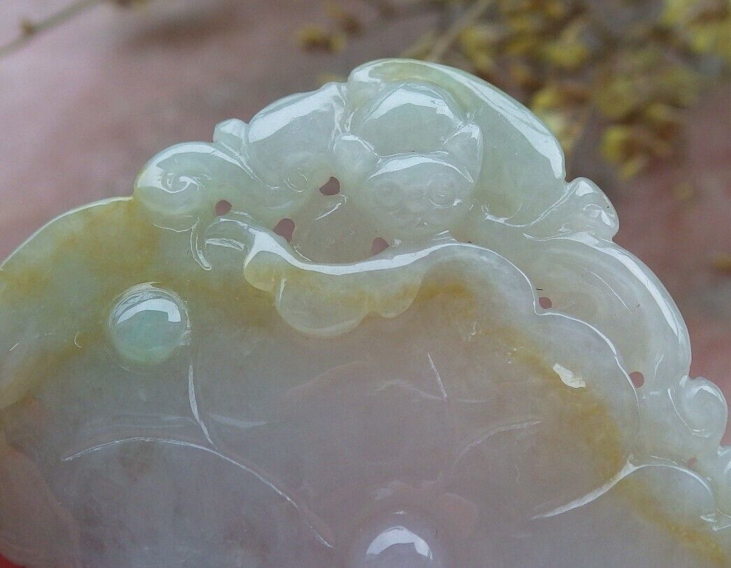 Certified Green Yellow Burma 100% Natural A Jade jadeite Pendant Bat Lotus Leaf Necklace 蝙蝠 575048 TN