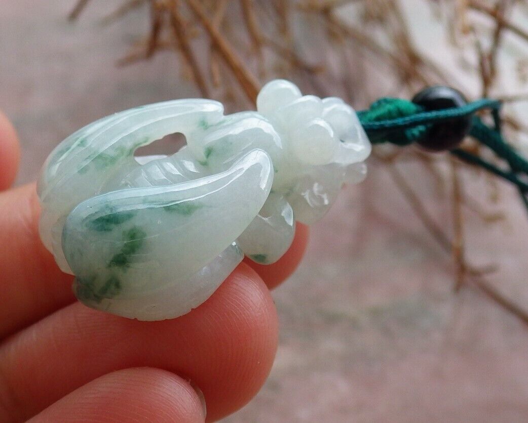 Certified Green 100% Burma Natural A Jade jadeite Pendant Bee Necklace 蜜蜂 522523 TN