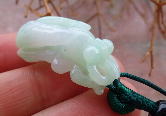 Certified Green Pale Lavender 100% Burma Natural A Jade jadeite Pendant Bee Necklace 蜜蜂 522584 TN