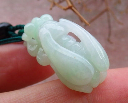 Certified Green Pale Lavender 100% Burma Natural A Jade jadeite Pendant Bee Necklace 蜜蜂 522584 TN