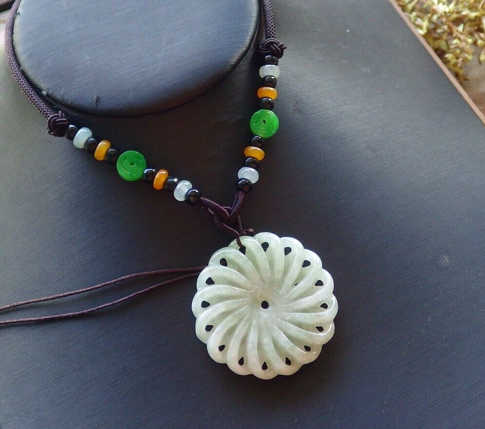 Certified Green 100% Natural A Jade jadeite pendant Knotted Flower Circle Necklace 花开富贵 524091  TN