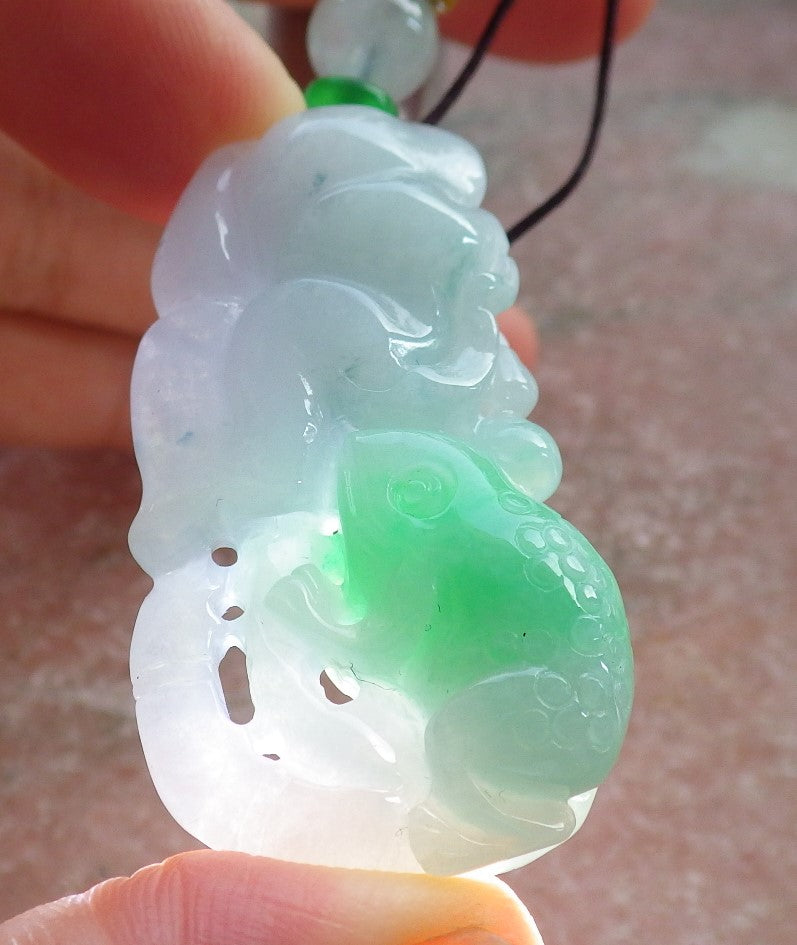 Certified Green Burma 100% Natural A Jade jadeite Pendant Frog Toad Lotus Leaf Coin Necklace 招财蟾 637560  TN