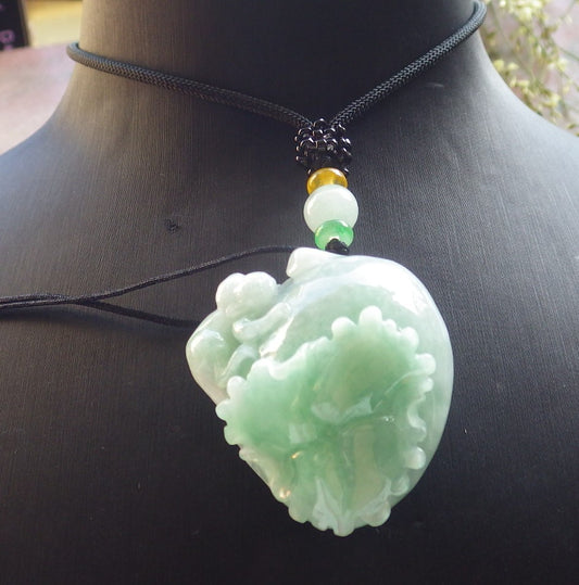 Certified Green Burma 100% Natural A Jade jadeite Pendant Monkey Peach Leaf Neckalce 猴子 640423  TN