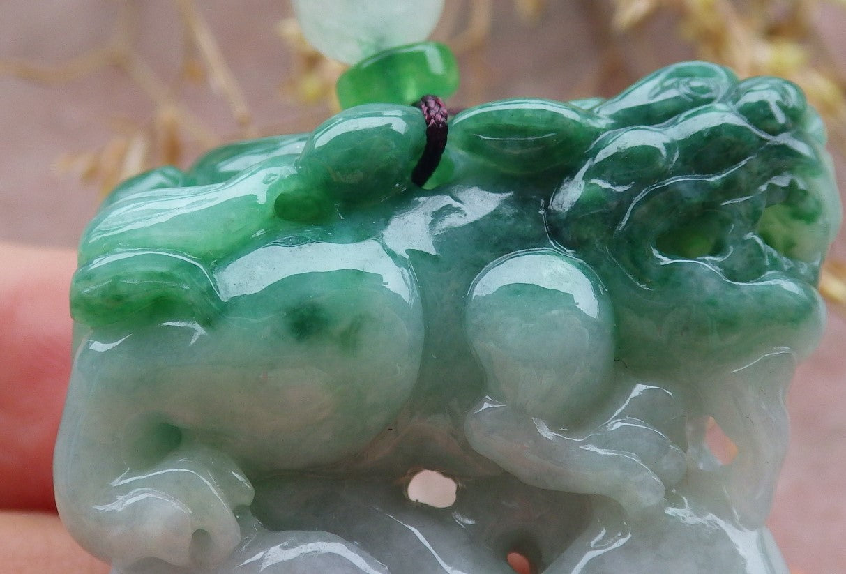 Certified Green Burma 100% Natural A Jade jadeite Pendant Dragon Pi Xiu Bead Necklace 风水貔貅 643135  TN