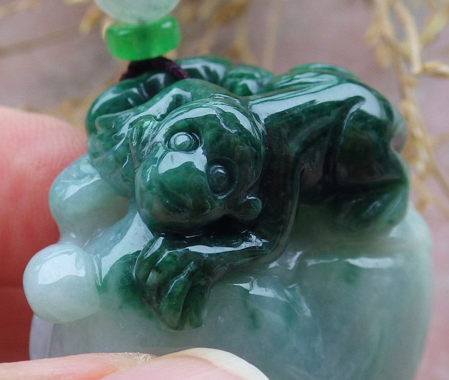 Certified Green Burma 100% Natural A Jade jadeite Pendant Monkey Peach Ruyi Necklace 猴子 643160  TN