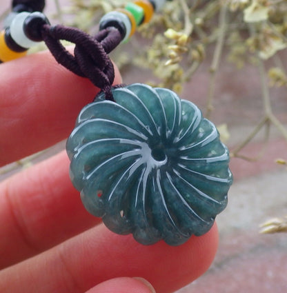 Certified Icy Green Burma 100% Natural A Jade jadeite pendant Knotted Flower Necklace 花开富贵 649238 TN