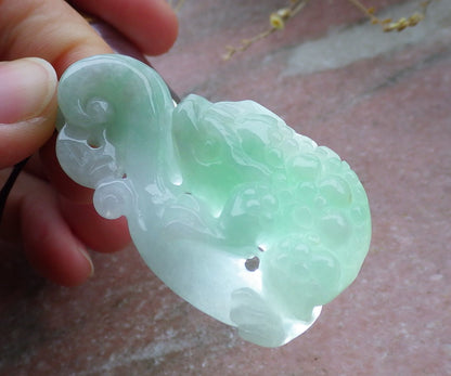 Certified Green Burma 100% Natural A Jade jadeite Pendant  Frog Toad Money Coin Necklace 招财蟾 650043 TN