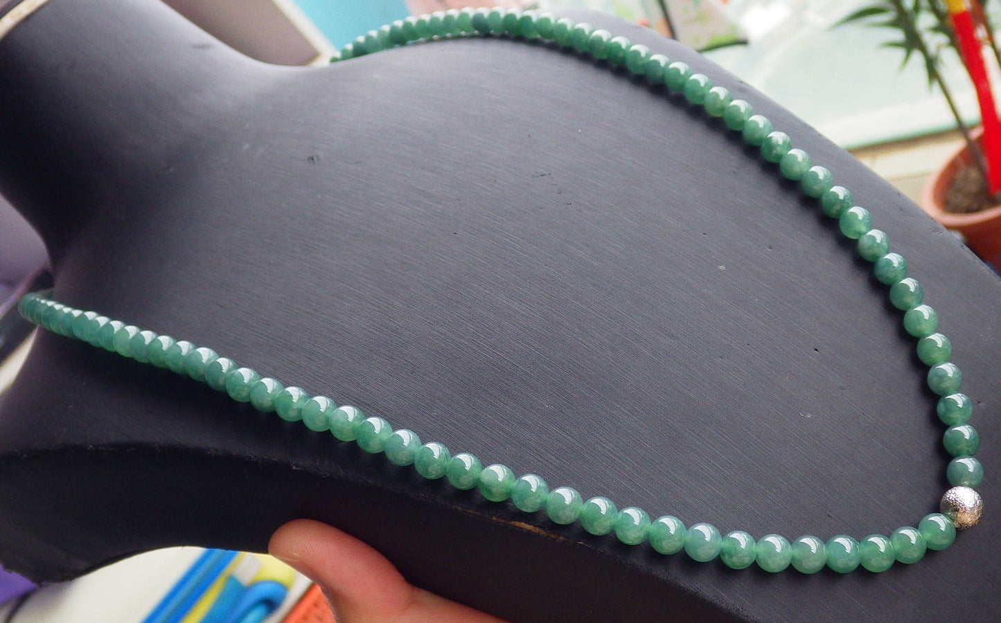 Certified Icy Green Burma 100% Natural A JADE Jadeite Bead Beads Necklace 27 inches 项链 651193 TN