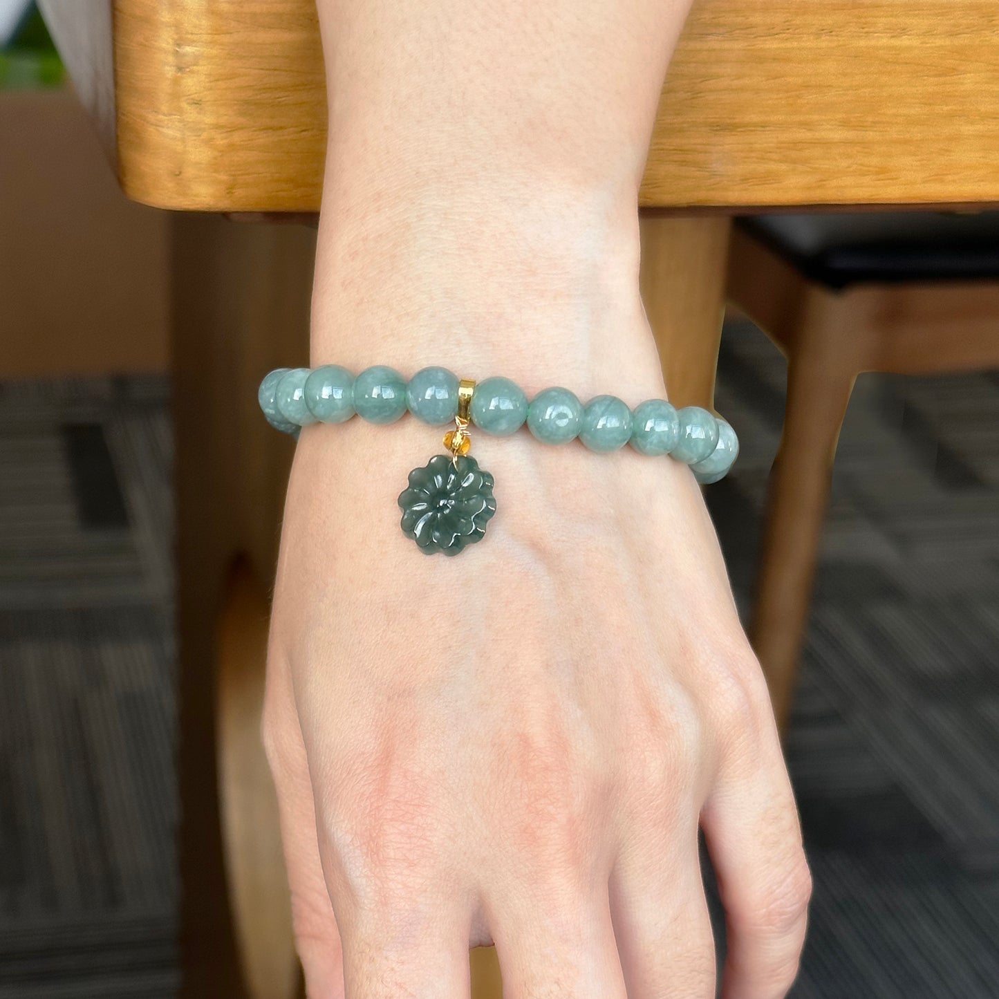 The Flower Bead Bracelet 100% Natural Jade Jadeite With Certificated