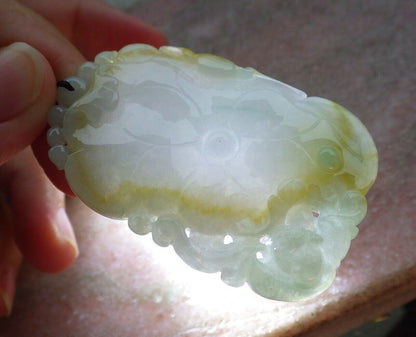 Certified Green Yellow Burma 100% Natural A Jade jadeite Pendant Bat Lotus Leaf Necklace 蝙蝠 575048 TN
