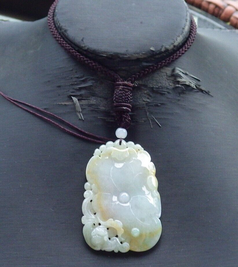 Certified Green Yellow Burma 100% Natural A Jade jadeite Pendant Bat Lotus Leaf Necklace 蝙蝠 575048 TN