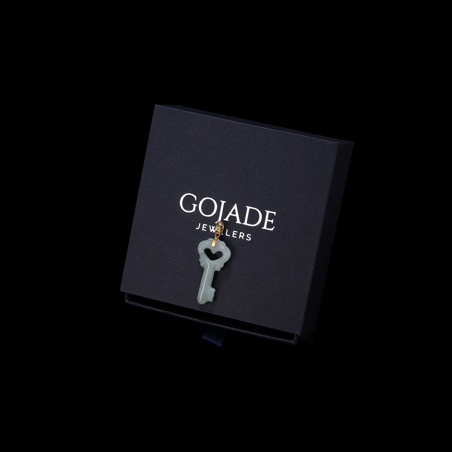 The Key Jadeite 100% Natural Burma Jade Jadeite With Certificated (S925 Silver Buckle)