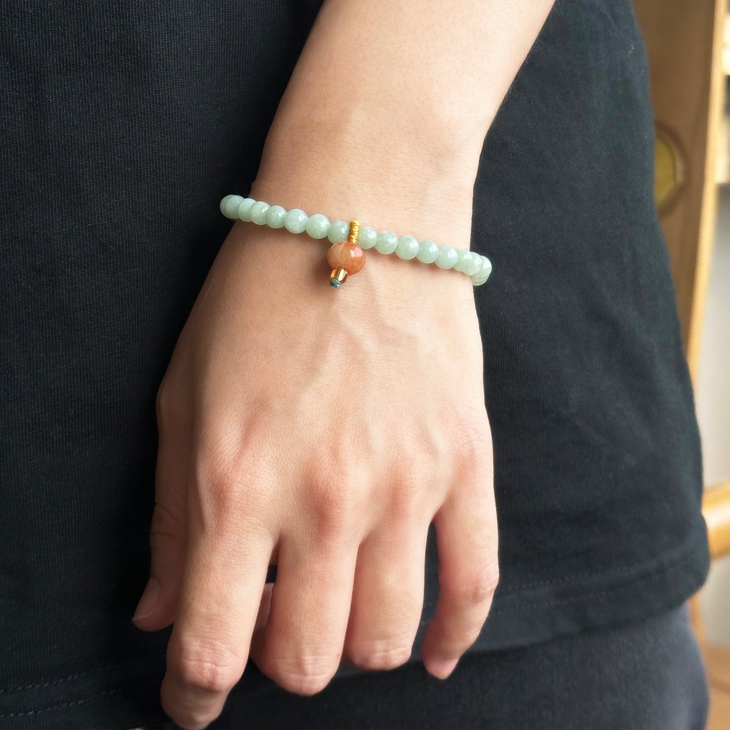 The Green Bead Bracelet 100% Natural Jade Jadeite With Certificated