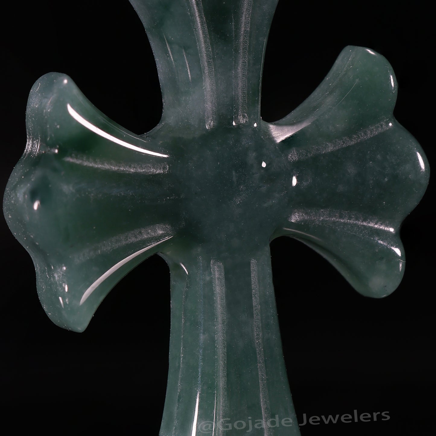 The Cross Jadeite 100% Natural Burma Jade Jadeite With Certificated (S925 Silver Buckle)