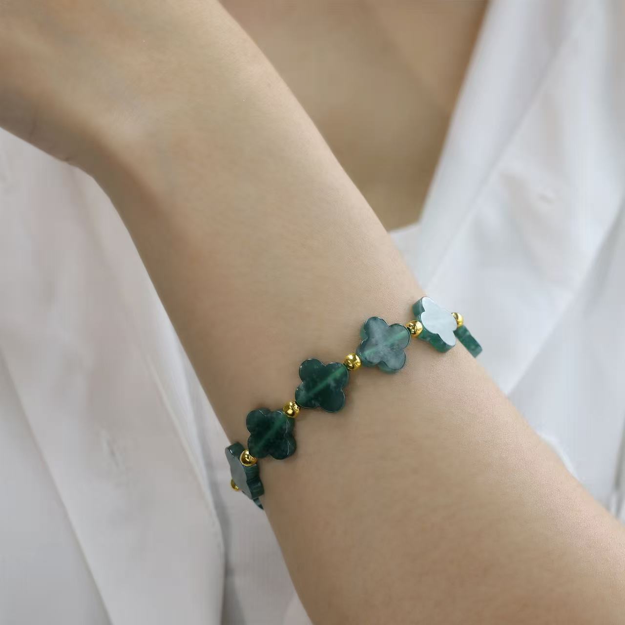 The Lucky clover Bead Bracelet 100% Natural Jade Jadeite With Certificated
