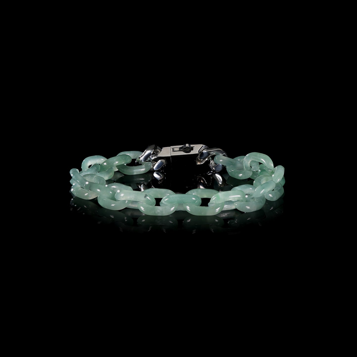 Chain buckle (Gucci) Style Bracelet 100% Nature Great A Jadeite with Certified