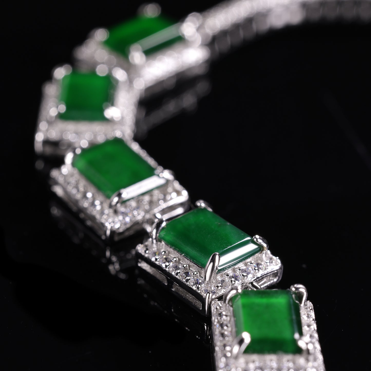 The Bracelet S925 Silver With Burma Natural jade ( Ring Face Style)